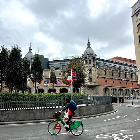 Piso En El Centro De Bilbao, Frente A La Alhondiga Apartment Luaran gambar